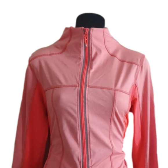 𝅺BKE Sport zip up jacket. Beautiful  colors for Summer! Size medium. - Picture 2 of 8